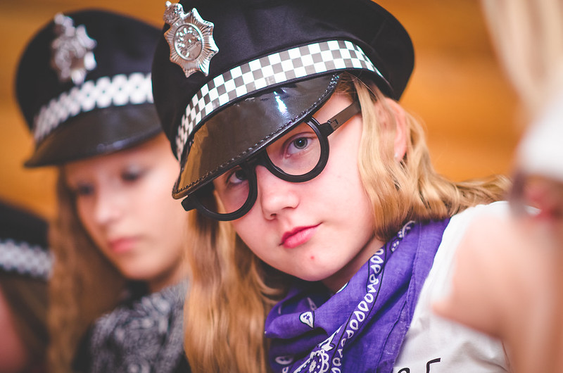 Как отметить 8 Марта в школе: веселый праздничный концерт в Sofia