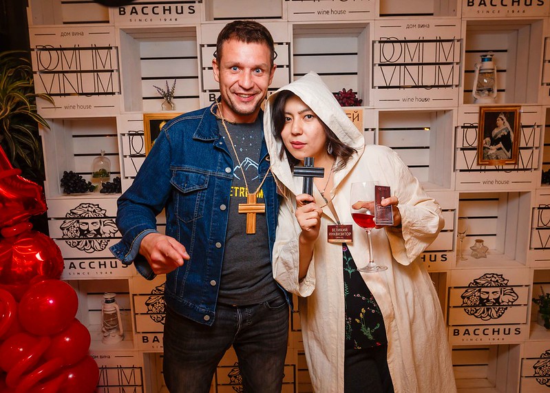 Тыквенные фонари и декорации для квеста на Хэллоуин в Sofia