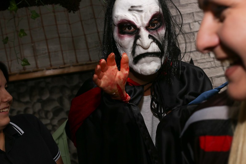 Тыквенные фонари и декорации для квеста на Хэллоуин в Sofia